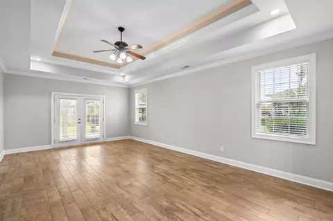 Living - 970 Shipmaster Ave, Myrtle Beach, SC 29579 photo 8 of 9