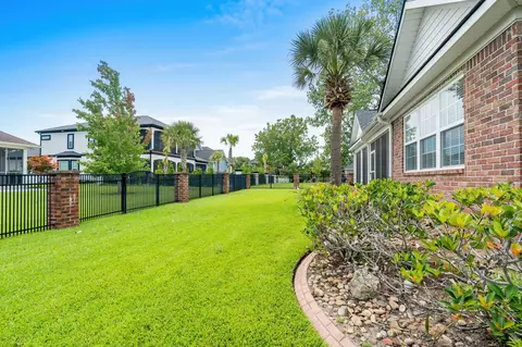 Exterior - 970 Shipmaster Ave, Myrtle Beach, SC 29579 photo 10 of 16