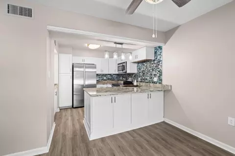 Kitchen - 30 Peter Horry Ct #182, Georgetown, SC 29440 photo 3 of 5