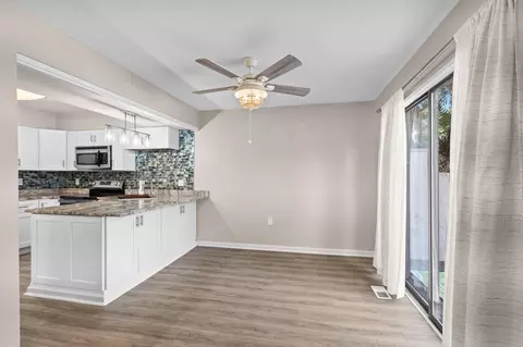 Dining - 30 Peter Horry Ct #182, Georgetown, SC 29440 photo 1 of 1
