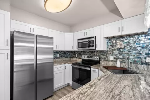 Kitchen - 30 Peter Horry Ct #182, Georgetown, SC 29440 photo 1 of 5