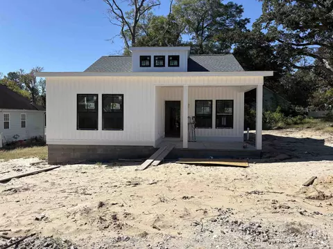 4362 Ellis Ave, Little River, SC 29566