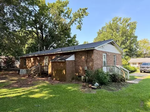 Exterior - 509 Baker St, Marion, SC 29571 photo 2 of 3