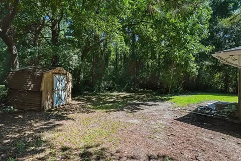 Exterior - 411 E Wine St, Mullins, SC 29574 photo 7 of 7