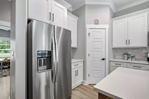 Kitchen - 3367 Red Bluff Rd, Loris, SC 29569 photo 6 of 6