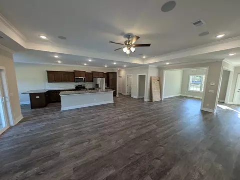 Living - 16 Highway 792, Loris, SC 29569 photo 3 of 4