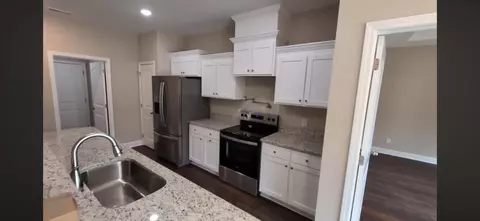 Kitchen - 14 Highway 792, Loris, SC 29569 photo 1 of 2