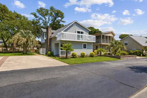 402 Windy Ln, North Myrtle Beach, SC 29582