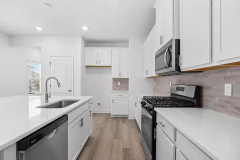 Kitchen - 1113 Lauryn Oak Loop, Longs, SC 29568 photo 2 of 2