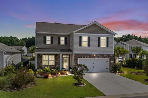 227 Pin Oak Dr, Murrells Inlet, SC 29576