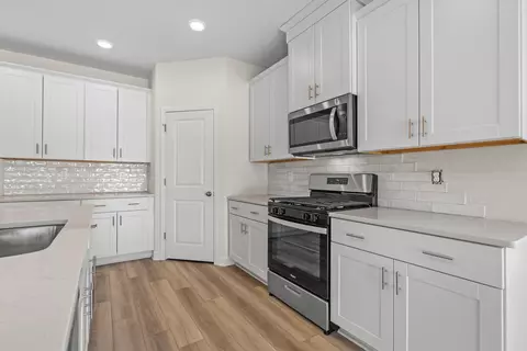 Kitchen - 412 Congaree St, Longs, SC 29568 photo 6 of 6