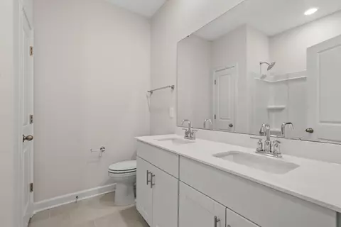 Bath - 412 Congaree St, Longs, SC 29568 photo 3 of 4