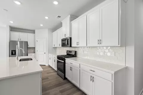 Kitchen - 416 Congaree St, Longs, SC 29568 photo 4 of 6