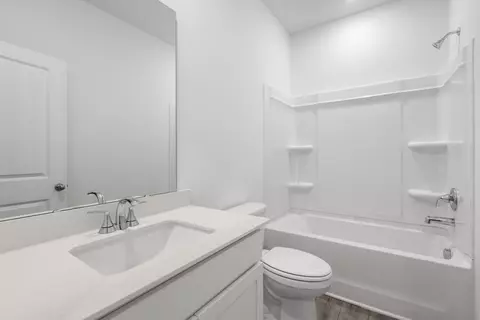 Bath - 416 Congaree St, Longs, SC 29568 photo 3 of 5