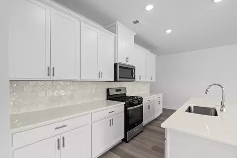 Kitchen - 416 Congaree St, Longs, SC 29568 photo 6 of 6
