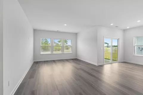 Living - 416 Congaree St, Longs, SC 29568 photo 4 of 8