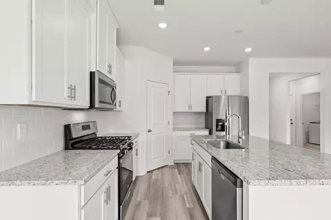 Kitchen - 424 Congaree St, Longs, SC 29568 photo 5 of 6