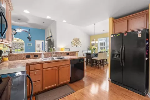 Kitchen - 1649 Hack Ct, Surfside Beach, SC 29575 photo 5 of 5