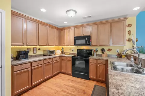 Kitchen - 1649 Hack Ct, Surfside Beach, SC 29575 photo 2 of 5