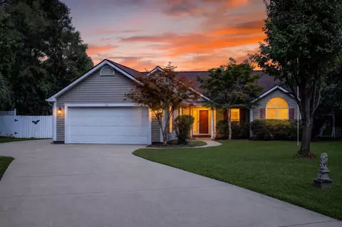 126 Otter Run Rd, Pawleys Island, SC 29585