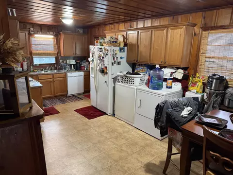 Kitchen - 704 15th Ct, Conway, SC 29526 photo 1 of 2