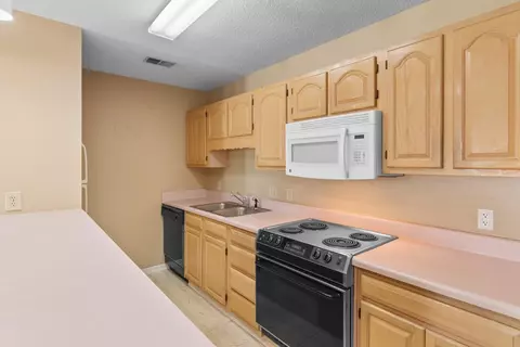 Kitchen - 218 Double Eagle Dr #E2, Myrtle Beach, SC 29575 photo 1 of 4