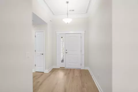 Entry Way - 800 Stone Pine Ct, Loris, SC 29569 photo 3 of 5