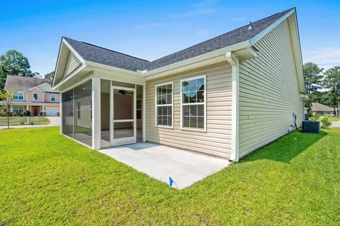 Exterior - 800 Stone Pine Ct, Loris, SC 29569 photo 8 of 13