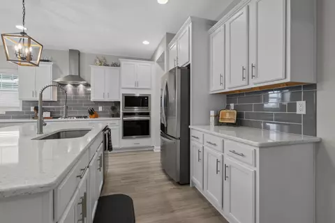 Kitchen - 5001 Azul Loop, Myrtle Beach, SC 29579 photo 6 of 8