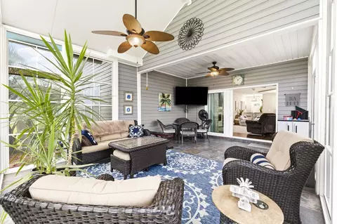 Exterior - 672 Old Castle Loop, Myrtle Beach, SC 29579 photo 6 of 11