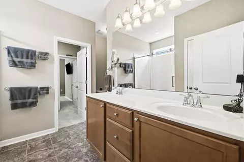 Bath - 672 Old Castle Loop, Myrtle Beach, SC 29579 photo 1 of 6