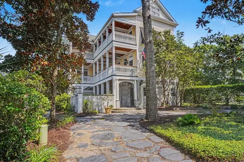 429 Ocean Pointe Ct, North Myrtle Beach, SC 29582