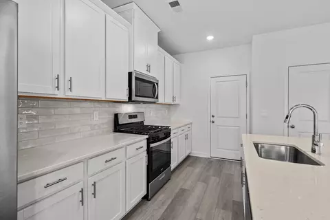 Kitchen - 2927 Tranquility Loop, Longs, SC 29568 photo 5 of 5