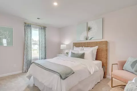 Bedroom - 142 Cascade Dr, Conway, SC 29527 photo 7 of 8
