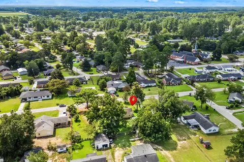 View/Area - 409 E Melrose St, Mullins, SC 29574 photo 6 of 7