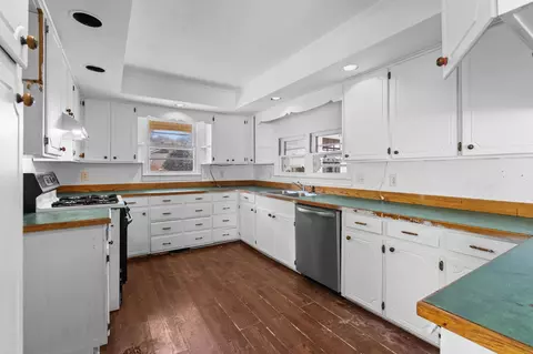 Kitchen - 409 E Melrose St, Mullins, SC 29574 photo 2 of 4
