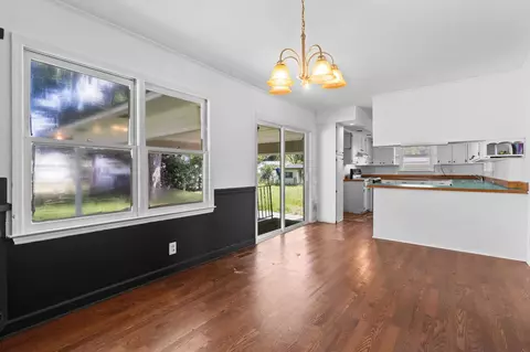 Dining - 409 E Melrose St, Mullins, SC 29574 photo 3 of 3