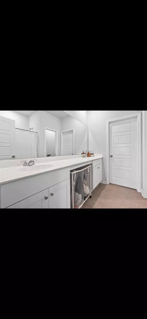 Bath - Saddle Dr., Conway, SC 29527 photo 1 of 2