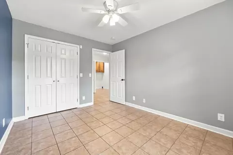 Bedroom - 1617 Pine Level Dr, Loris, SC 29569 photo 2 of 4