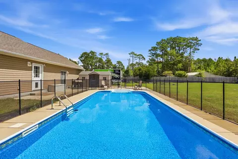 Exterior - 1617 Pine Level Dr, Loris, SC 29569 photo 4 of 10