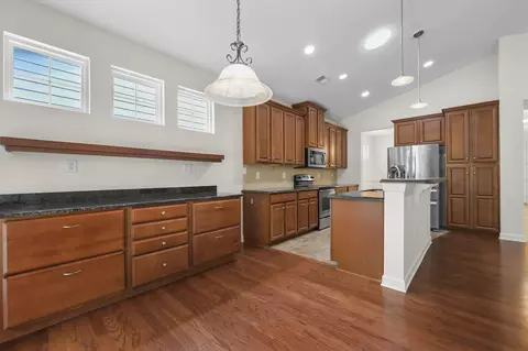 Kitchen - 2072 Heritage Loop, Myrtle Beach, SC 29577 photo 4 of 4