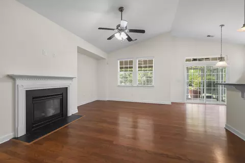 Living - 2072 Heritage Loop, Myrtle Beach, SC 29577 photo 3 of 4
