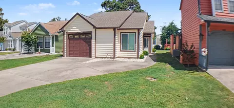 1010 Charles St, North Myrtle Beach, SC 29582