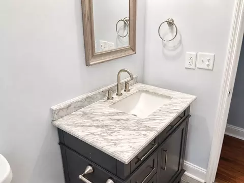 Bath - 329 Bayview Ave, Georgetown, SC 29440 photo 2 of 2