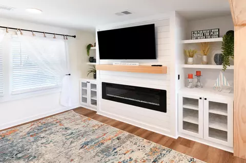Living - 1931 Lakeview Cir, Surfside Beach, SC 29575 photo 3 of 6