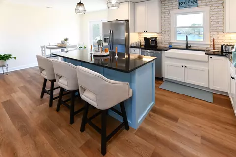 Kitchen - 1931 Lakeview Cir, Surfside Beach, SC 29575 photo 4 of 4