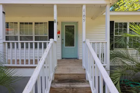 Exterior - 1709 Singleton St, Conway, SC 29527 photo 12 of 14