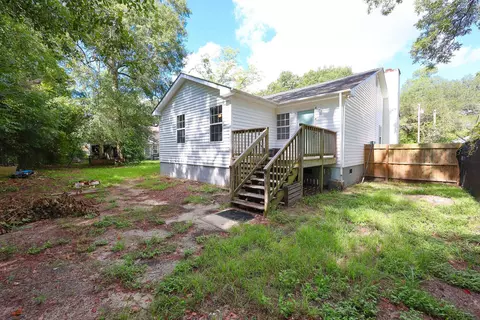 Exterior - 1709 Singleton St, Conway, SC 29527 photo 3 of 14