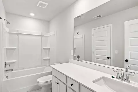 Bath - 615 Lemon Drop Dr, Longs, SC 29568 photo 4 of 5