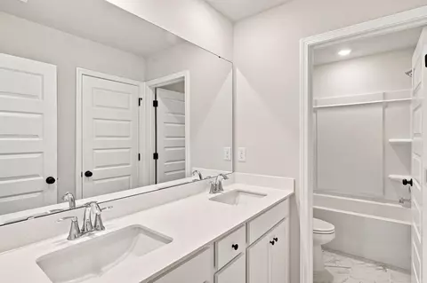 Bath - 615 Lemon Drop Dr, Longs, SC 29568 photo 5 of 5